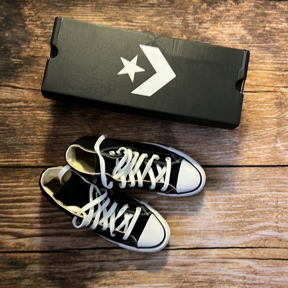 Converse High Tops Mens 6 Womens 8 Black